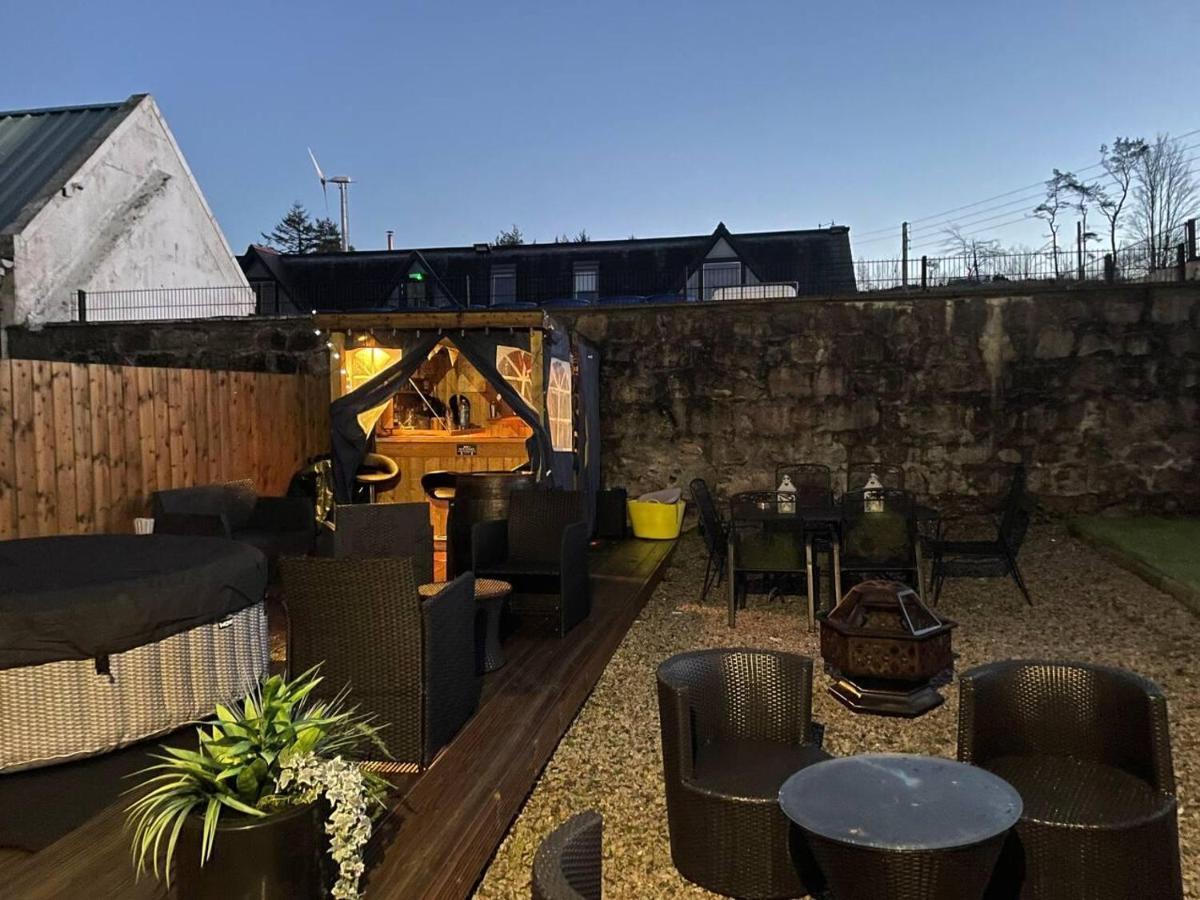 Rural Chapel Cottage Near Airport Bar & Hot Tub Aberdeen Exterior photo