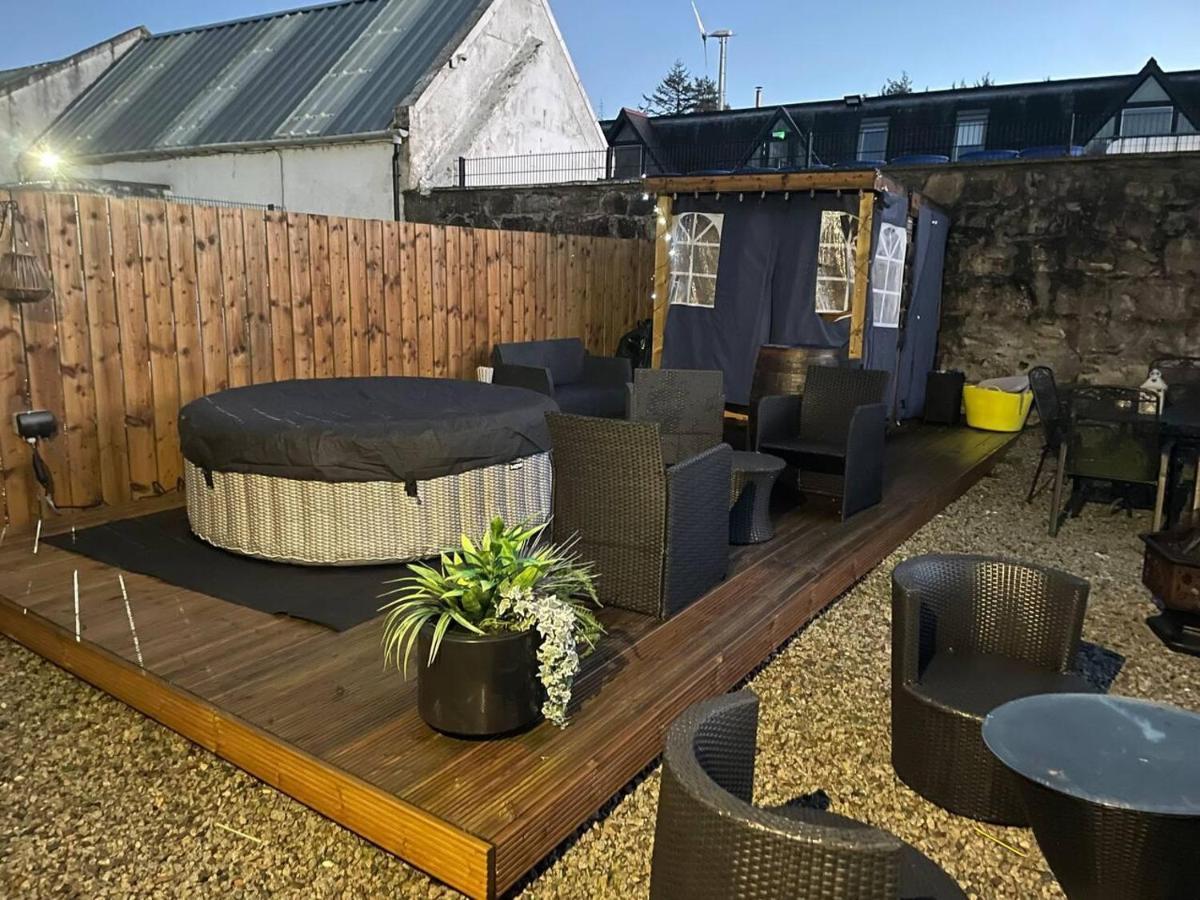 Rural Chapel Cottage Near Airport Bar & Hot Tub Aberdeen Exterior photo